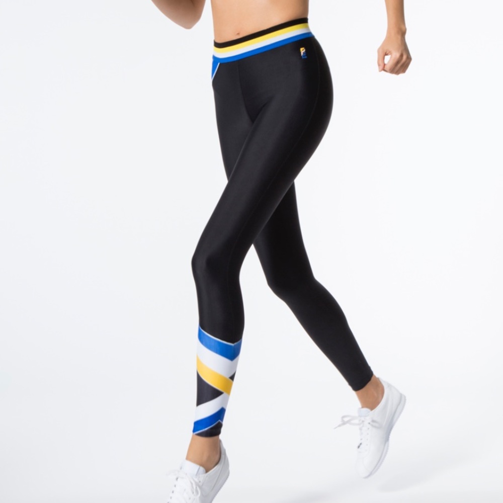 NWOT PE Nation Centre Pass leggings